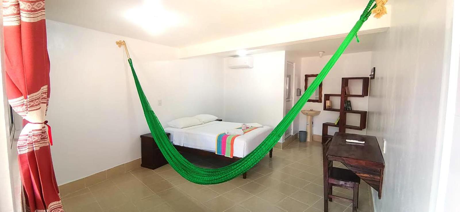 Hotel Casa Del Mar Mazunte Санта-Мария-Тонамека Экстерьер фото